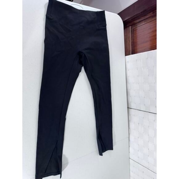 "HALARA" Black Women's Leggings,Size M, Active Wear,Gym,Workout,Yoga,Running - Picture 1 of 8